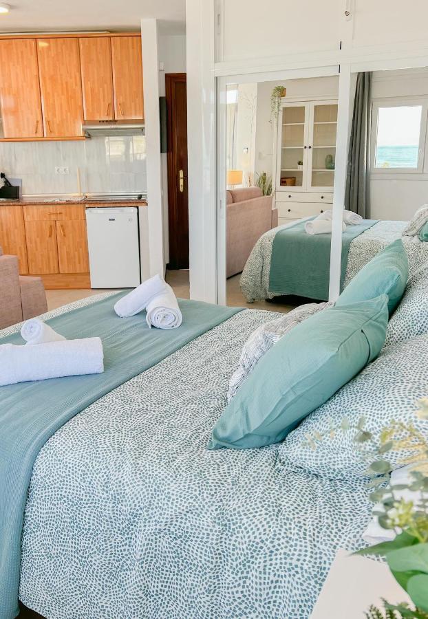 Beautiful Sea Views Apartment Pool & Beach توريمولينوس المظهر الخارجي الصورة